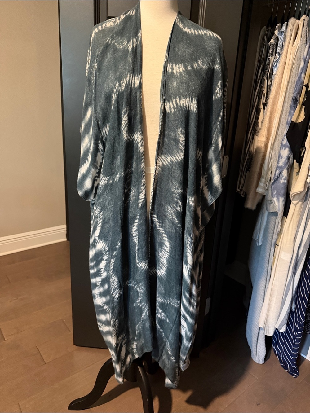 Women’s Grey Tie-Dye Swim Coverup Kimono
